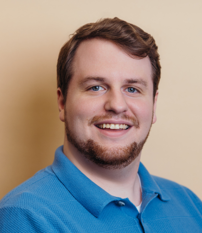headshot of nurturing therapy services team therapist Ian